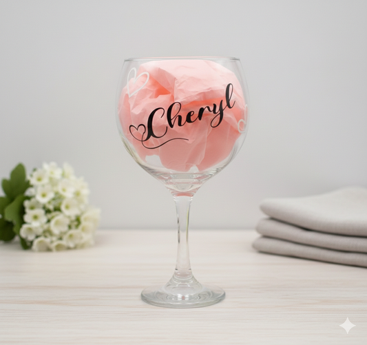 Personalized Gin Glass – Name & Heart Detail – Custom Beverage Gift